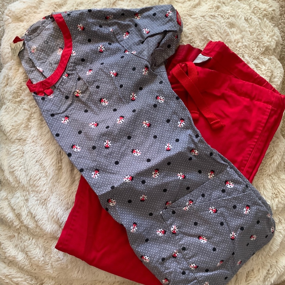 Lady Bug Scrub Top Size S